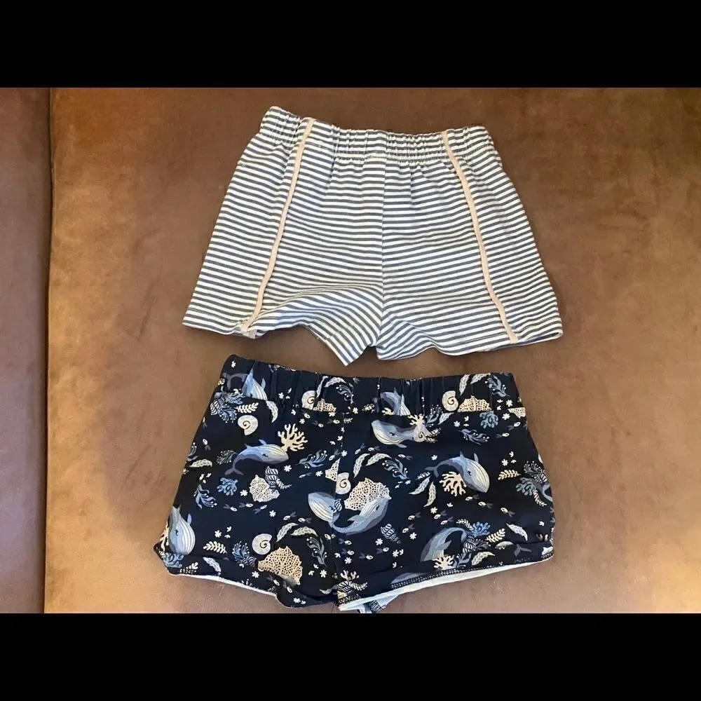 Set of 2 baby girls shorts EUC #10